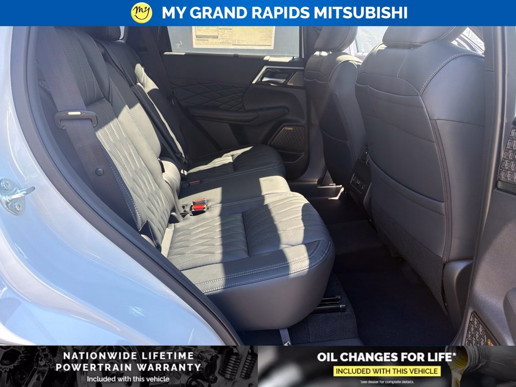 New 2026 Mitsubishi Outlander SEL Black Edition AWD/4WD image 29