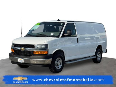 Used 2024 Chevrolet Express 2500 w/ Driver Convenience Package image 1