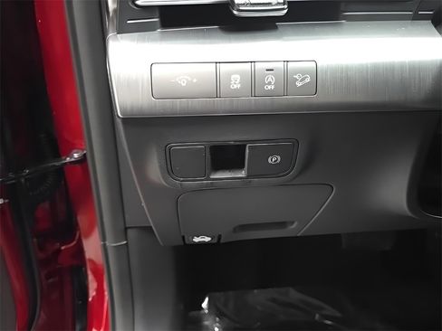 New 2026 Hyundai Kona SE image 11