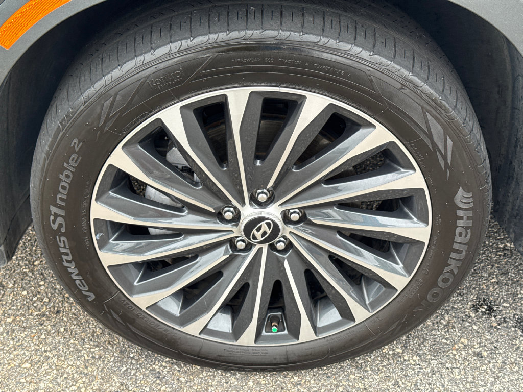 Used 2023 Hyundai Palisade Calligraphy w/ Cargo Package FWD image 4