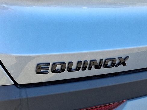 New 2026 Chevrolet Equinox LT FWD image 16