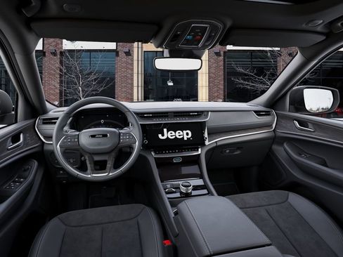 New 2026 Jeep Grand Cherokee L 4WD image 14
