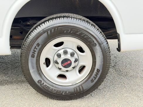 Used 2019 GMC Savana 3500 RWD image 56