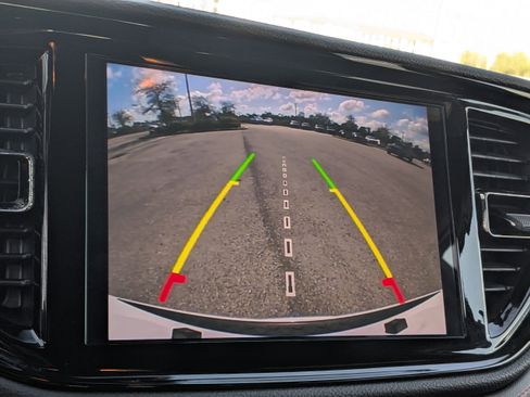 Used 2025 Dodge Durango GT image 26