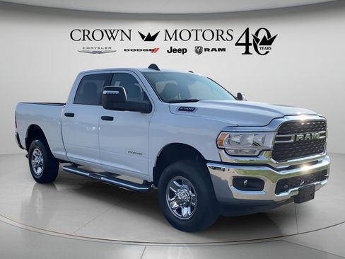 Used 2024 RAM 2500 Big Horn w/ Bed Utility Group AWD/4WD image 3