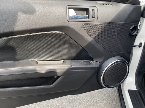 Used 2011 Ford Mustang GT Premium w/ Electronics Pkg image 9