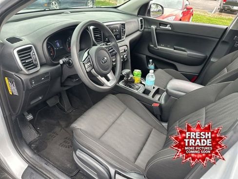 Used 2020 Kia Sportage LX image 7