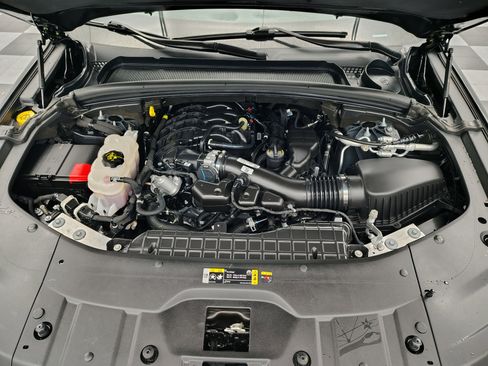 Used 2024 Jeep Grand Cherokee Limited image 17