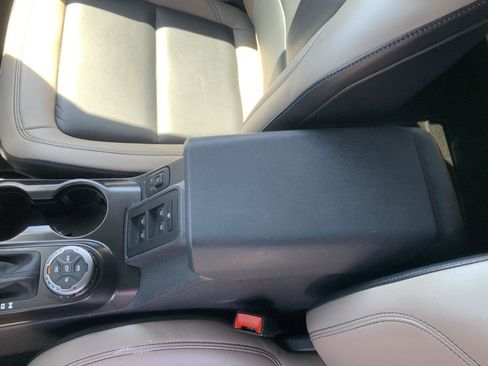 Used 2023 Ford Bronco Wildtrak AWD/4WD image 50