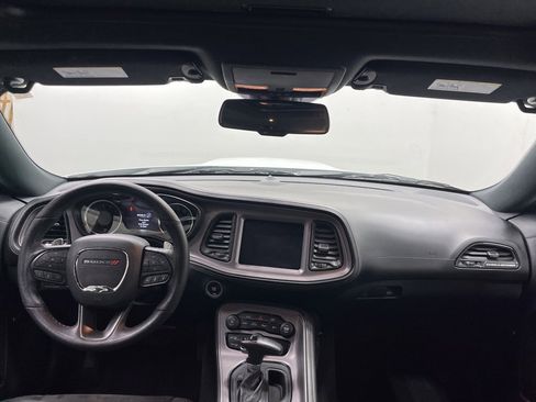 Used 2023 Dodge Challenger GT w/ Plus Package image 8