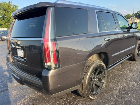 Used 2017 Cadillac Escalade Premium Luxury AWD/4WD image 7