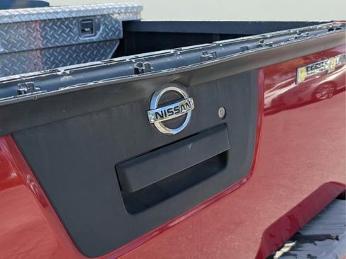 Used 2013 Nissan Frontier Desert Runner image 20