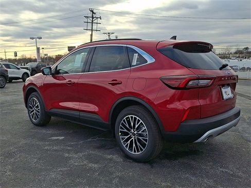 New 2026 Ford Escape SE w/ PHEV Premium Package image 3