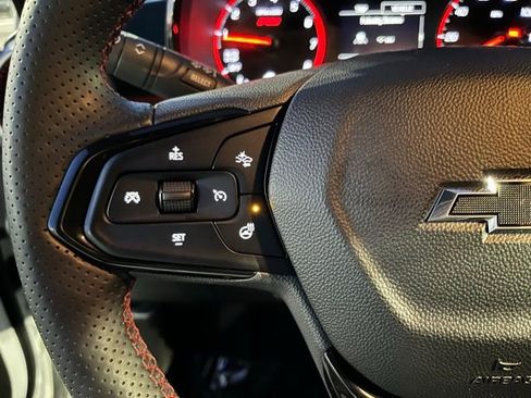 Used 2024 Chevrolet Trax RS w/ Driver Confidence Package image 25