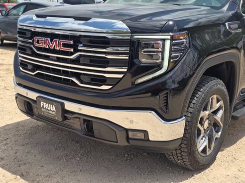 New 2026 GMC Sierra 1500 SLT AWD/4WD image 10