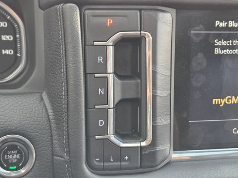 Used 2021 GMC Yukon Denali w/ Denali Premium Package AWD/4WD image 36