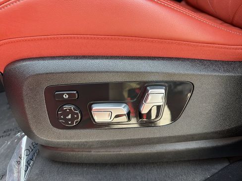 Used 2023 BMW XM AWD/4WD image 20