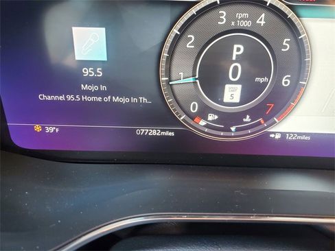 Used 2021 Jaguar F-PACE S image 25