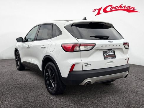 Used 2020 Ford Escape SE Sport image 18