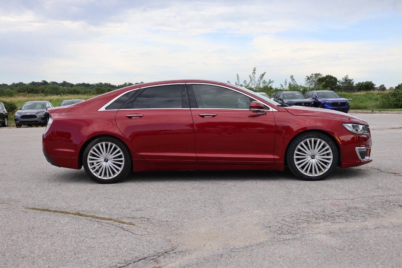 Used 2017 Lincoln MKZ Reserve w/ Luxury Package AWD/4WD image 7