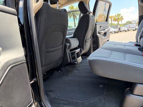 Used 2020 RAM 1500 Big Horn AWD/4WD image 46