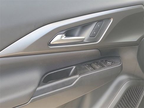 New 2026 Chevrolet Equinox EV LT image 14