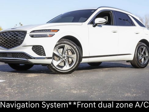 Used 2026 Genesis GV70 2.5T Select image 2