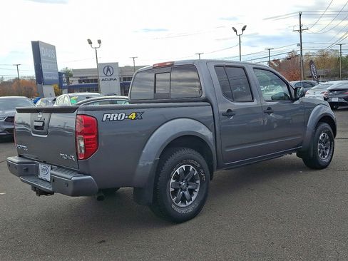 Used 2019 Nissan Frontier PRO-4X image 4
