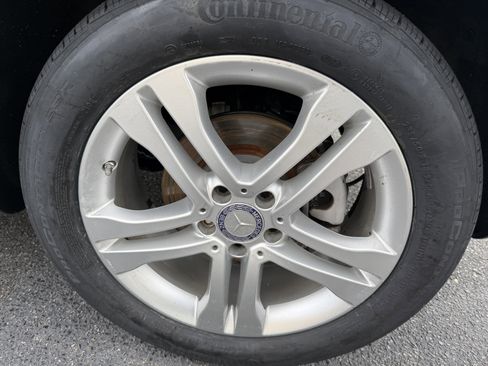 Used 2016 Mercedes-Benz GLA 250 4MATIC image 33