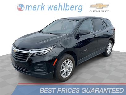 Used 2022 Chevrolet Equinox LS w/ LS Convenience Package