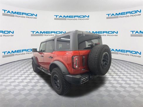 Used 2024 Ford Bronco Wildtrak image 3