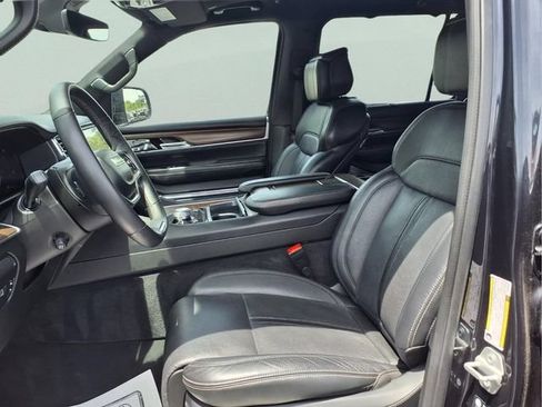 Used 2024 Jeep Grand Wagoneer L 4WD image 20