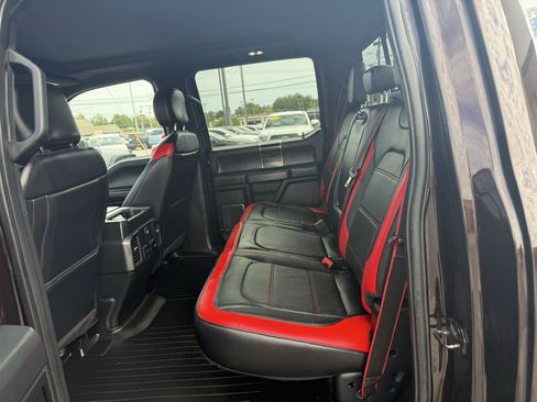 Used 2018 Ford F150 Lariat w/ Equipment Group 502A Luxury AWD/4WD image 15