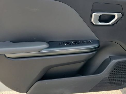 Used 2025 Kia K4 FWD image 20