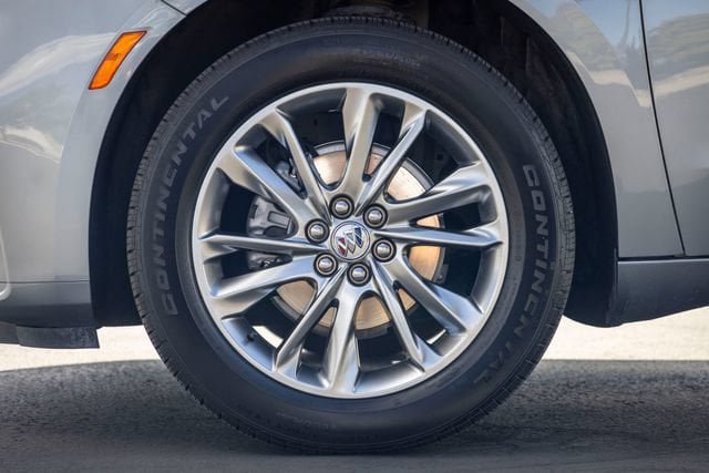 Certified 2024 Buick Enclave Avenir w/ Trailering Package, 5000 lbs. AWD/4WD image 14