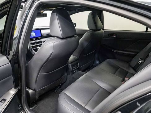 Used 2026 Lexus IS 350 F Sport RWD image 19