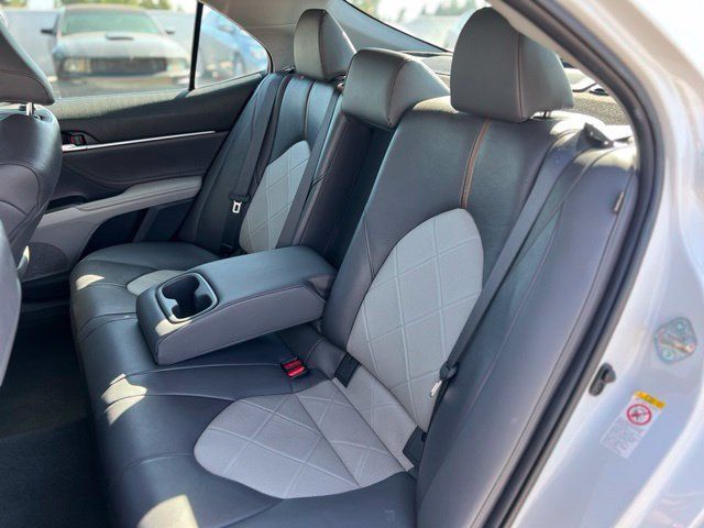 Used 2018 Toyota Camry XLE w/ Audio Package FWD image 18
