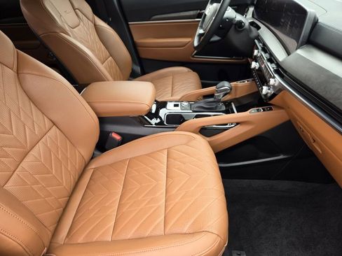 Certified 2025 Kia Telluride SX Prestige X-Line image 13