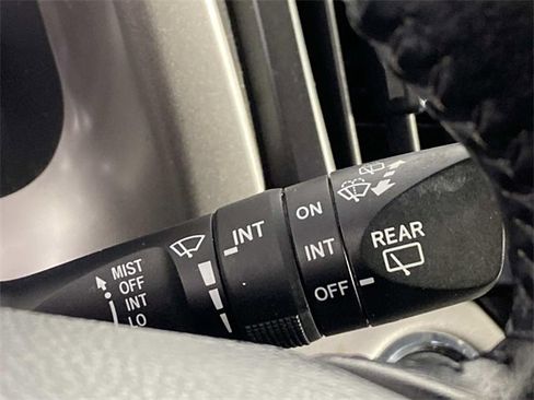 Used 2018 Toyota RAV4 XLE image 20