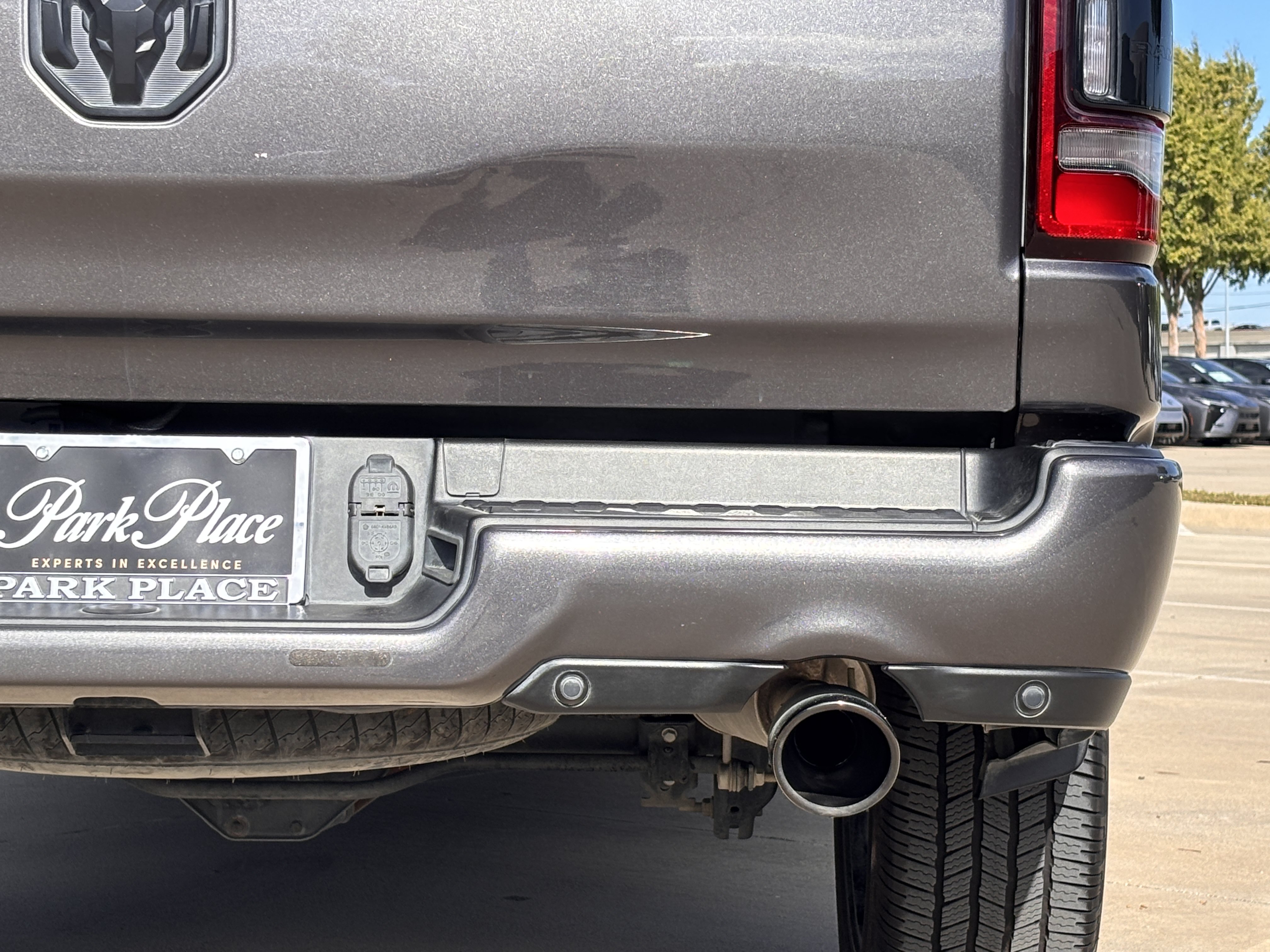 Used 2023 RAM 1500 Laramie RWD image 19