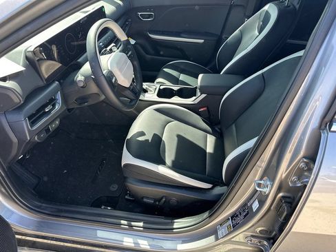 New 2026 Kia K4 EX FWD image 9