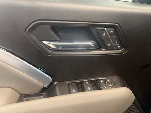 New 2026 Chevrolet Colorado ZR2 w/ Technology Package AWD/4WD image 26