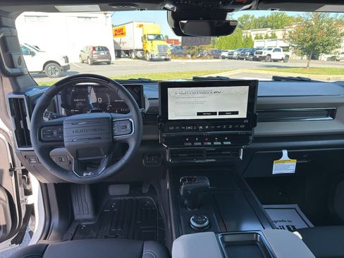 New 2026 GMC Hummer EV 4x4 Crew Cab image 19
