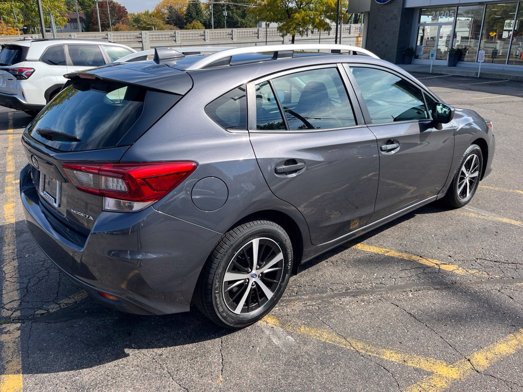 Used 2020 Subaru Impreza 2.0i Premium w/ Popular Package #2 AWD/4WD image 3