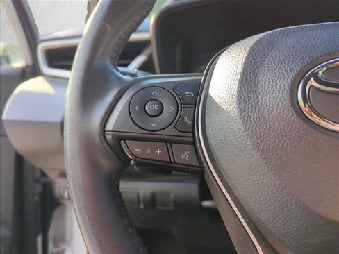 Used 2022 Toyota Corolla SE FWD image 16