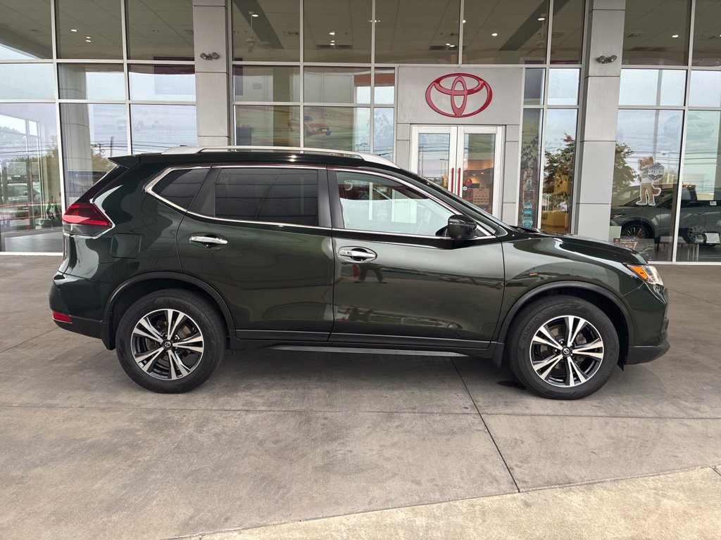 Used 2020 Nissan Rogue SV w/ Premium Package AWD/4WD image 5
