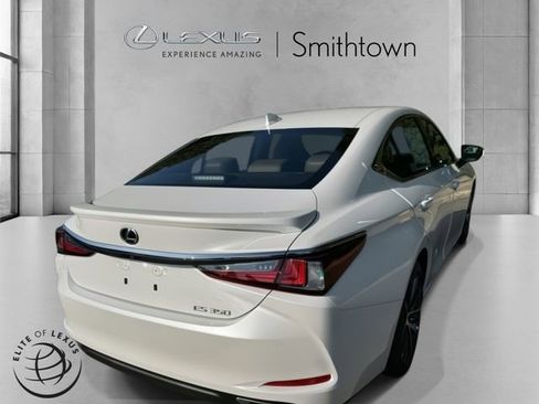 New 2025 Lexus ES 350 w/ Premium Package image 4