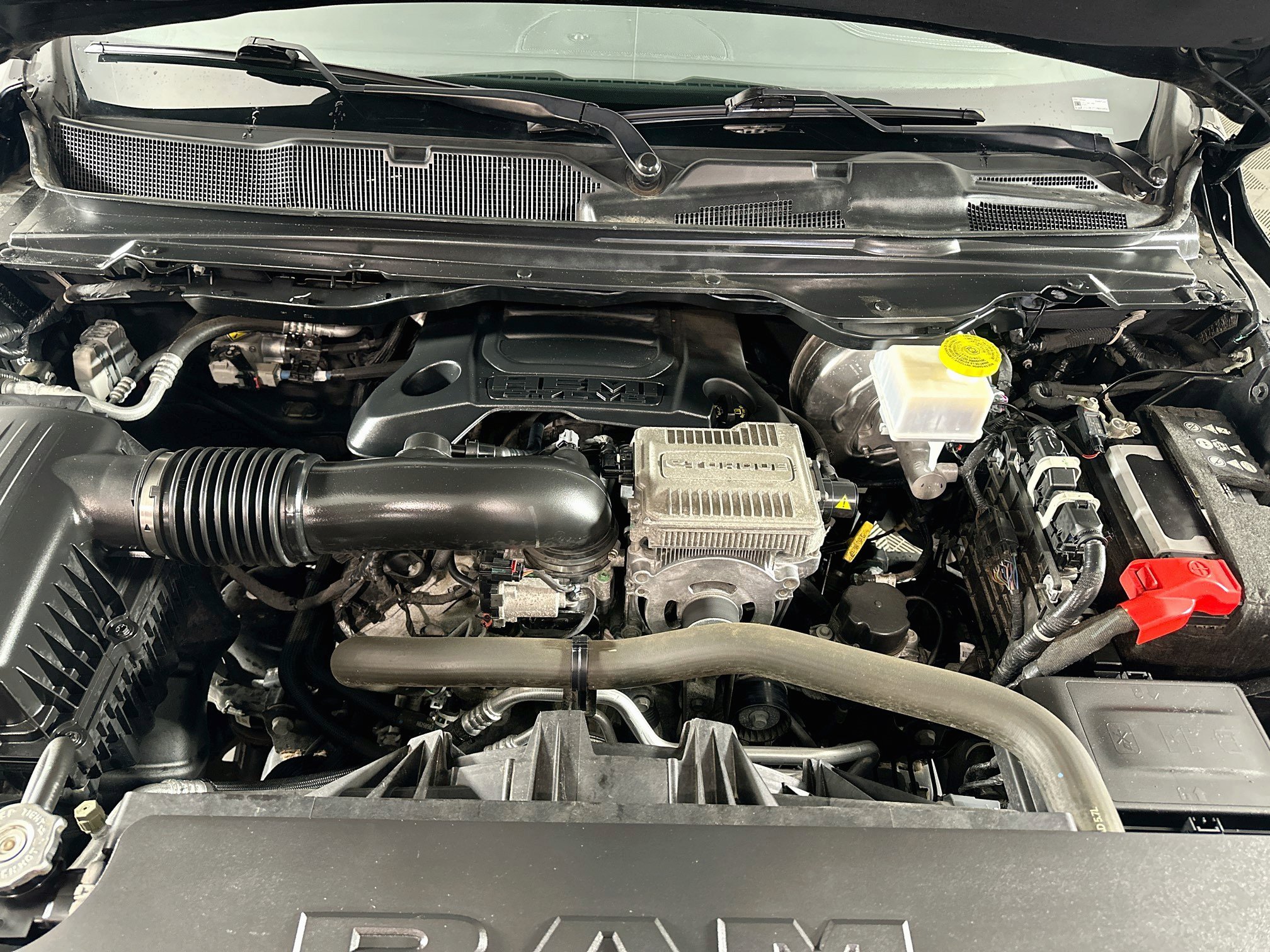 Used 2023 RAM 1500 Laramie AWD/4WD image 32