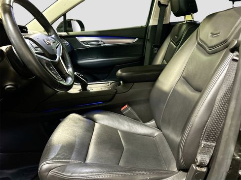 Used 2018 Cadillac XT5 Premium Luxury image 20