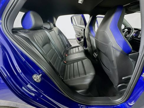 Used 2022 Volkswagen Golf R AWD/4WD image 11